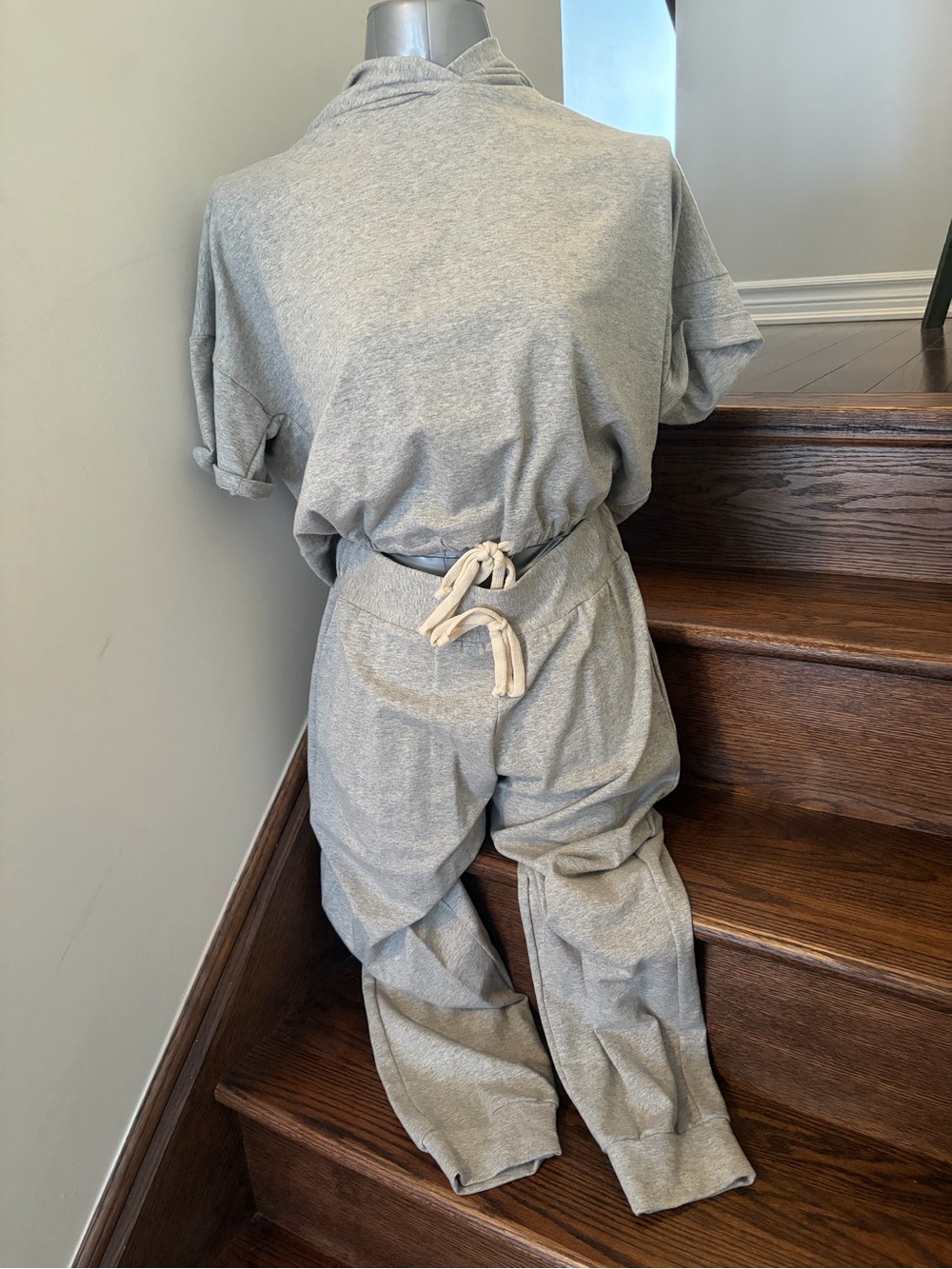 Comfort Crewlight Women's Gray Tracksuit
